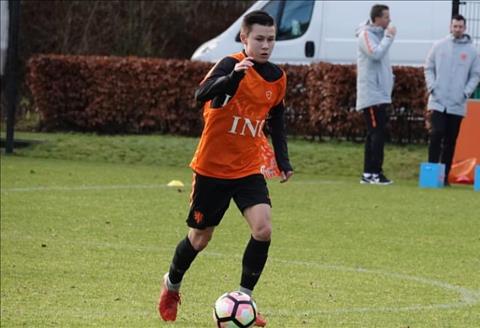 Kelvin Bùi – sao Việt kiều được thầy Park để ý là ai?