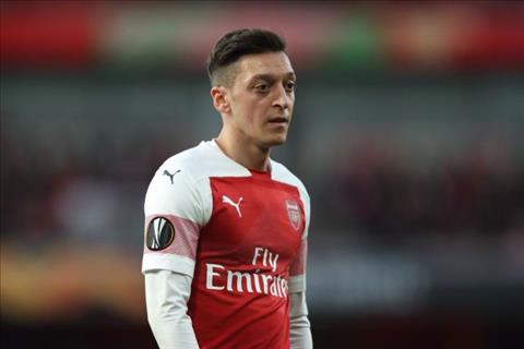 Đã tới lúc Arsenal nói lời chia tay Mesut Ozil!