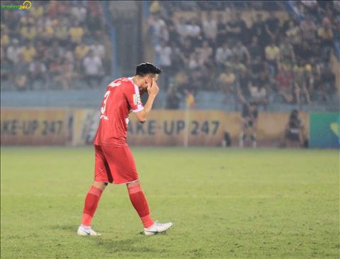 Đăng ảnh chào tuổi mới, Quế Ngọc Hải bị đàn em troll sấp mặt