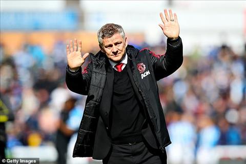 MU nên sa thải Solskjaer nếu Tottenham đánh bại Liverpool