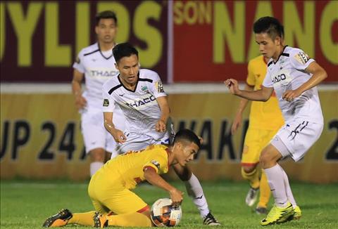 Thấy gì sau thắng lợi của HAGL trước Nam Định?