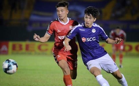 Văn Hậu được tôn vinh với những đóng góp ở V-League
