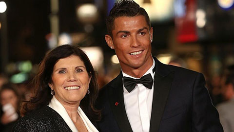 Mẹ Ronaldo đăng dòng trạng thái gây hoang mang hình ảnh 2