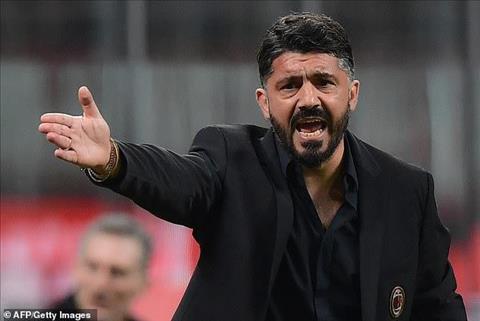 Cầu thủ AC Milan nói lời tục tĩu với HLV Gattuso hình ảnh