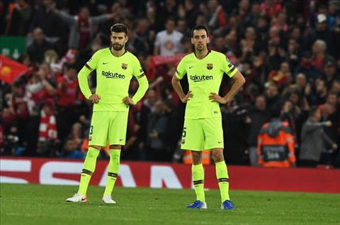 Tiền vệ Busquets xin lỗi CĐV Barca sau trận thua đau Liverpool hình ảnh