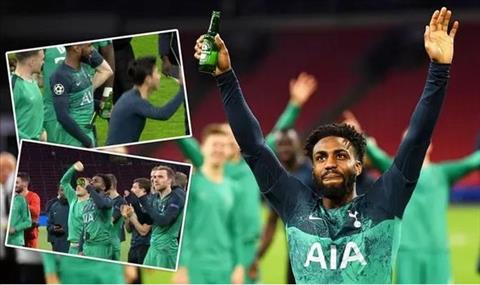 Lội ngược dòng không tưởng, hậu vệ Tottenham uống bia ngay trên sân