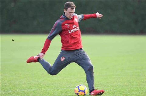 Tin chuyển nhượng Arsenal sắp chia tay Bielik và Calum Chambers hình ảnh