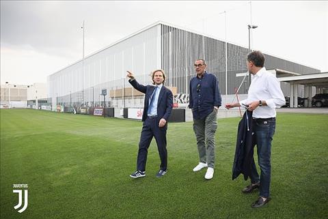 Sarri tham quan san Juventus