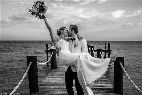 Kane thông báo kết hôn với bạn thân từ nhỏ: Cả thế giới vào mà xem!