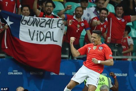 Thăng hoa với Chile, Alexis Sanchez phản pháo chỉ trích ở MU