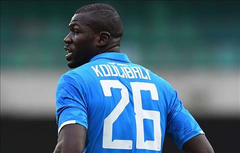 Trung vệ Koulibaly báo tin vui cho MU và Man City hình ảnh
