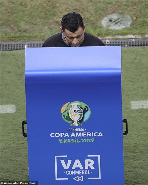Colombia 0-0 (pen 4-5) Chile Đấu súng thành công, nhà ĐKVĐ có mặt ở bán kết Copa America 2019 hình ảnh 2
