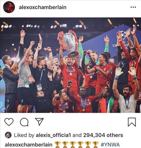 Alexis Sanchez thích ảnh Liverpool vô địch Champions League hình ảnh