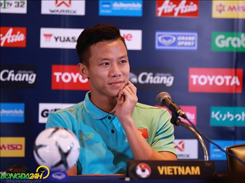 Quế Ngọc Hải nhắn nhủ Công Phượng khi sang Bỉ thi đấu