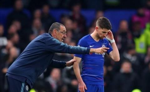 Jorginho có theo chân HLV Sarri rời Chelsea?