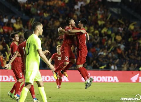 Truyền thông Thái Lan mừng ra mặt khi nằm cùng bảng Việt Nam ở vòng loại World Cup