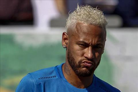Neymar nhan cao buoc tron thue