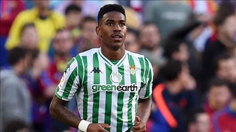 Junior Firpo được dự đoán sẽ trở thành Ramos mới hình ảnh