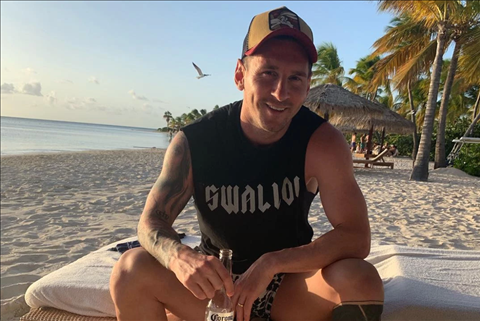 Án treo giò 2 năm lơ lửng, Lionel Messi vẫn thoải mái đi nghỉ dưỡng hình ảnh