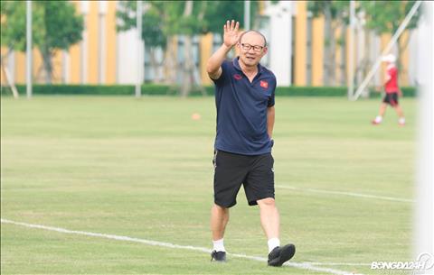 HLV Park Hang Seo đưa gần 100 cầu thủ vào danh sách sơ bộ ĐT Việt Nam