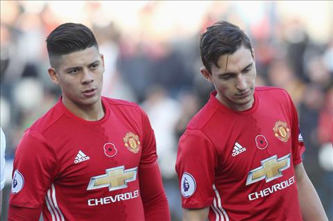 Chuyển nhượng MU: Darmian sang Barca, Alexis Sanchez từ chối Inter Milan