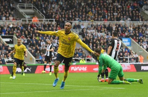 Newcastle 0-1 Arsenal HLV Emery lý giải sự vắng mặt của các tân binh hình ảnh