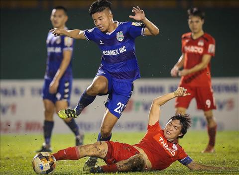 Tiền vệ Tuấn Anh chỉ ra yếu tố khiến đội nhà chơi không tốt trước Bình Dương