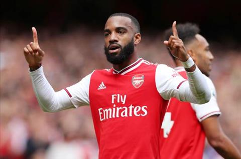 Ảnh: UAE mang cả… Lacazette sang chiến Việt Nam
