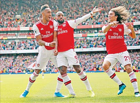 Arsenal khởi đầu suôn sẻ: Trên đôi vai cặp song sát Auba - Laca