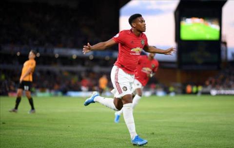 Andy Cole lên tiếng về phong độ chói sáng của Martial