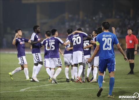 VIDEO: Quả bóng vàng Việt Nam Quang Hải độc diễn ghi bàn đẹp trận Hà Nội vs Altyn Asyr