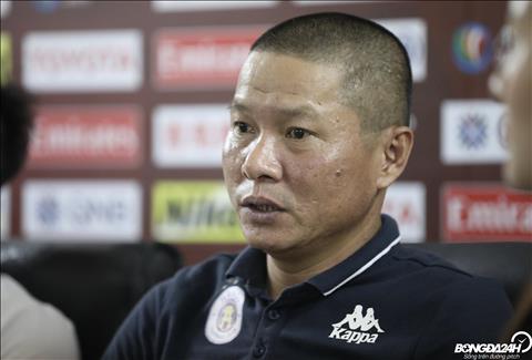 HLV Hà Nội tiết lộ lý do khiến Văn Hậu chưa thể ra sân ở Heerenveen