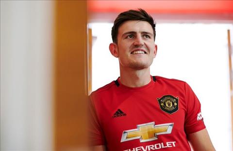 Ferdinand: ‘So sánh Maguire với Van Dijk là thiếu công bằng’