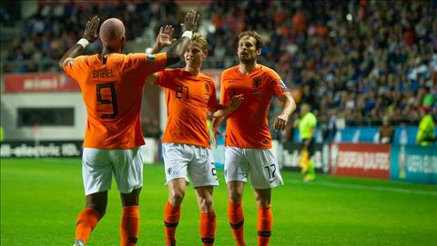 Estonia 0-4 Hà Lan Cựu cầu thủ MU thi đấu thăng hoa hình ảnh 2