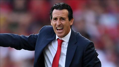Danny Welbeck phát biểu bất ngờ về Unai Emery