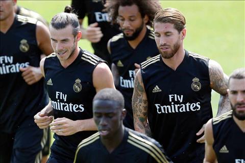 Real nhận tin không mấy vui vẻ từ thủ quân Sergio Ramos hình ảnh