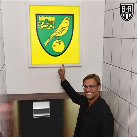 Liverpool nhuộm vàng Anfield để tri ân tân binh Norwich City hình ảnh 2