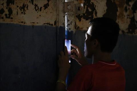 Bị cấm vào sân, các CĐV Hà Nội ủng hộ đội bóng theo cách đặc biệt