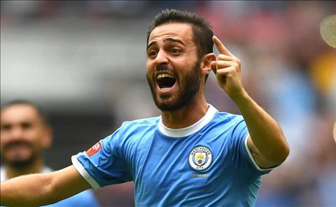 Đồng đội xịt pen, Bernardo Silva sẵn sàng nhận trọng trách tại Man City