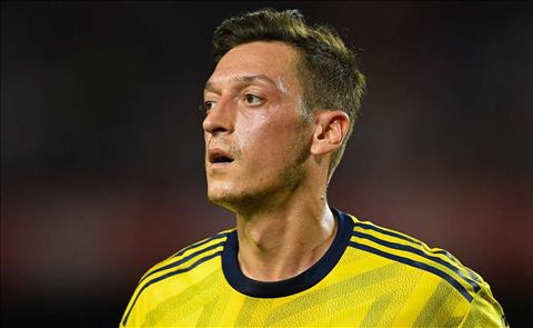 Ozil cần làm gì để cứu vãn sự nghiệp ở Arsenal?