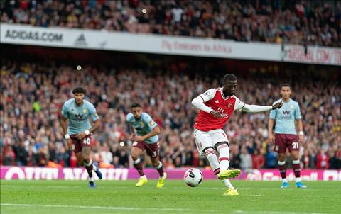 Arsenal thắng nhọc Aston Villa Vẫn phải gọi tên ‘Siêu anh hùng’  hình ảnh 2