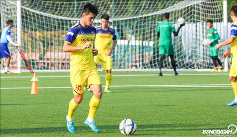 Truong thanh cung lua voi Quang Hai, Doan Van Hau,... Bui Tien Dung lai lan dan hon mot so dong doi tung gop mat o ban ket VCK U19 chau A 2016.