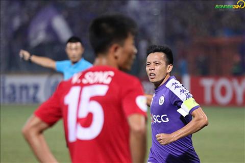 HLV Park Hang Seo có lý do riêng khi không triệu tập Văn Quyết