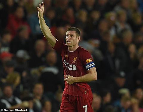 Lao tuong James Milner co mot tran dau noi bat du da o vi tri hau ve trai