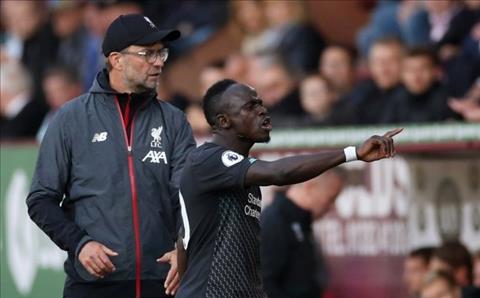 "Liverpool sẽ còn gặp rắc rối với Salah và Mane"