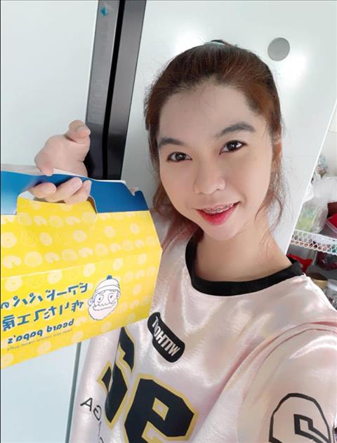 Nhan sắc Yến Xuân bạn gái lâm tây thắng áp đảo vợ thủ môn Thái Lan