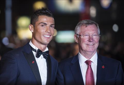 Sir Alex Ferguson chúc mừng Cristiano Ronaldo bằng thông điệp xúc động hình ảnh