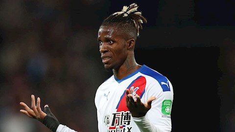 Chelsea nhận đòn đau vụ Wilfried Zaha