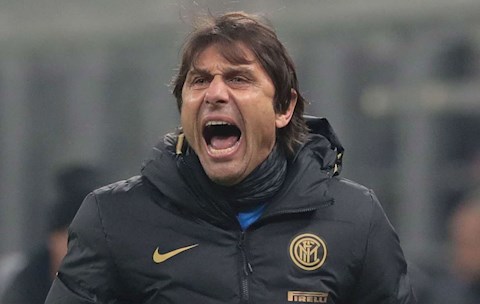 Antonio Conte ‘không cảm xúc’ dù bị Mourinho công kích hình ảnh