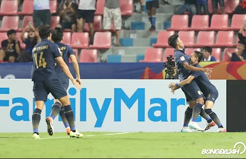 U23 Thái Lan trình diễn lối chơi đẹp mắt trước Iraq U23 Thai Lan trinh dien loi choi dep mat truoc Iraq